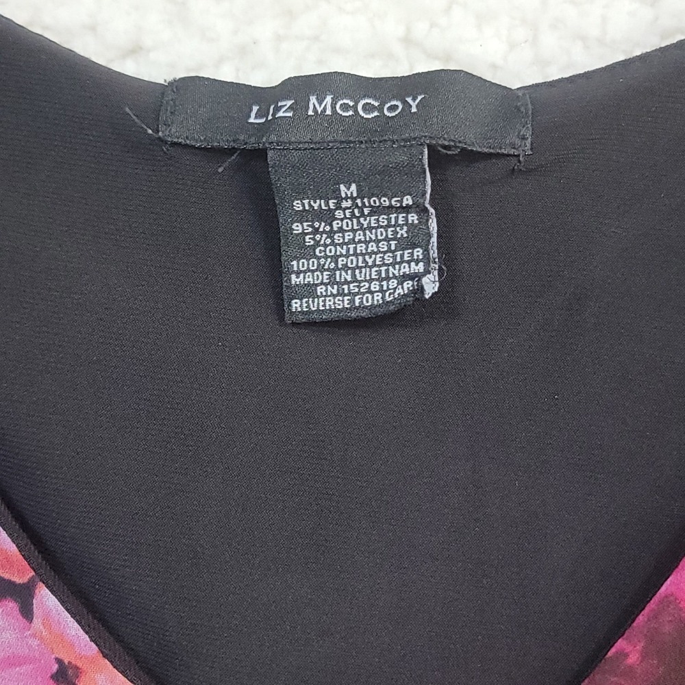 Liz McCoy Floral Sleeveless Top Women M Pink Black Sharkbite Hem Chiffon Overlay - Picture 4 of 8